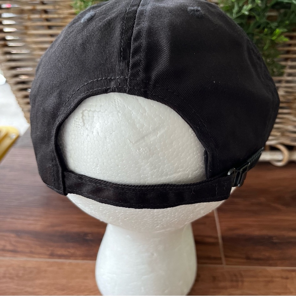 Walt Disney Collectors Society Jiminy Cricket black hat with embroidered front - Picture 2 of 4